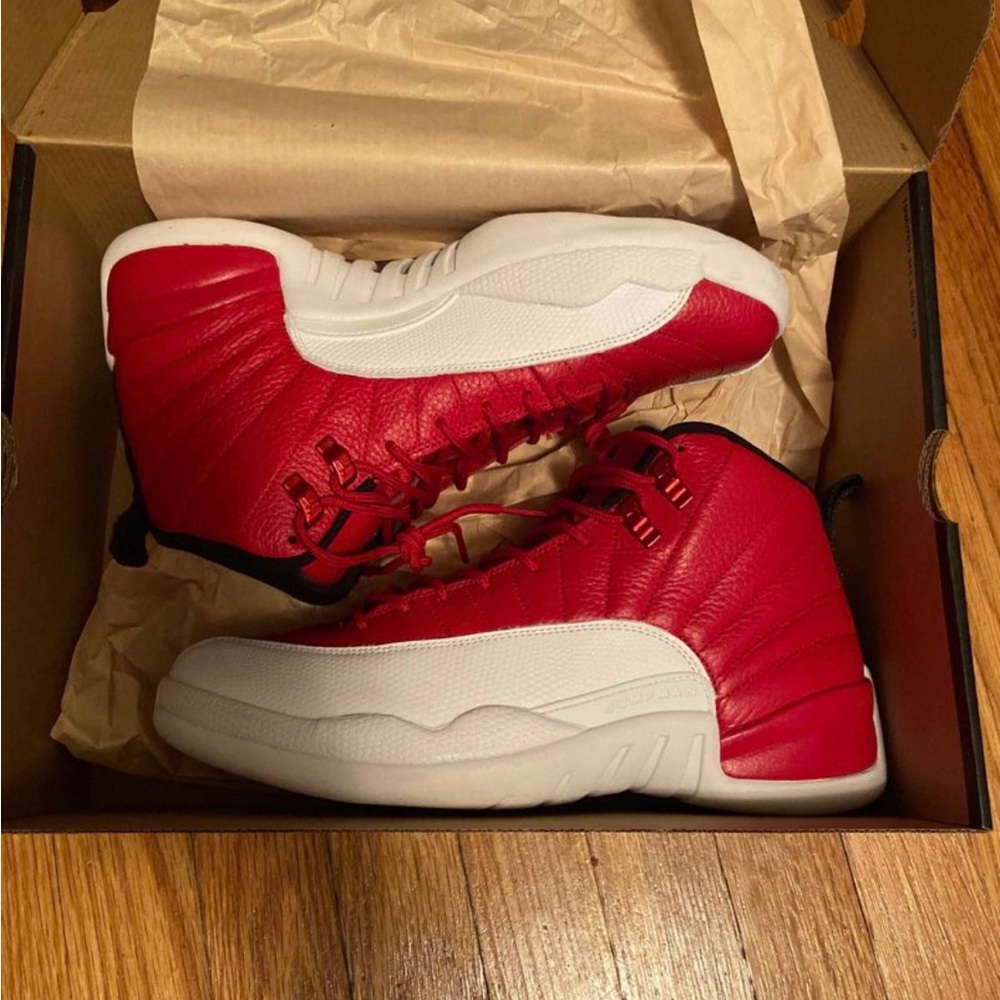 Jordan 12 Retro Gym Red (Alternate) 2016 Size 9.5 $250 or best offer - Picture 1 of 8
